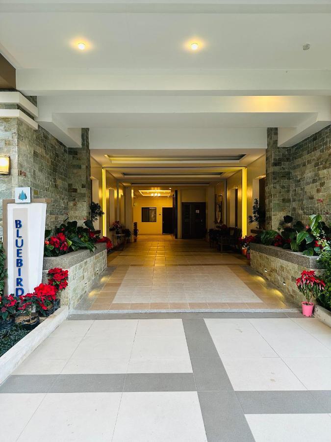 Near Johnhay Minesview Fast Wi-Fi Netflix Balcony Appartement Baguio City Buitenkant foto