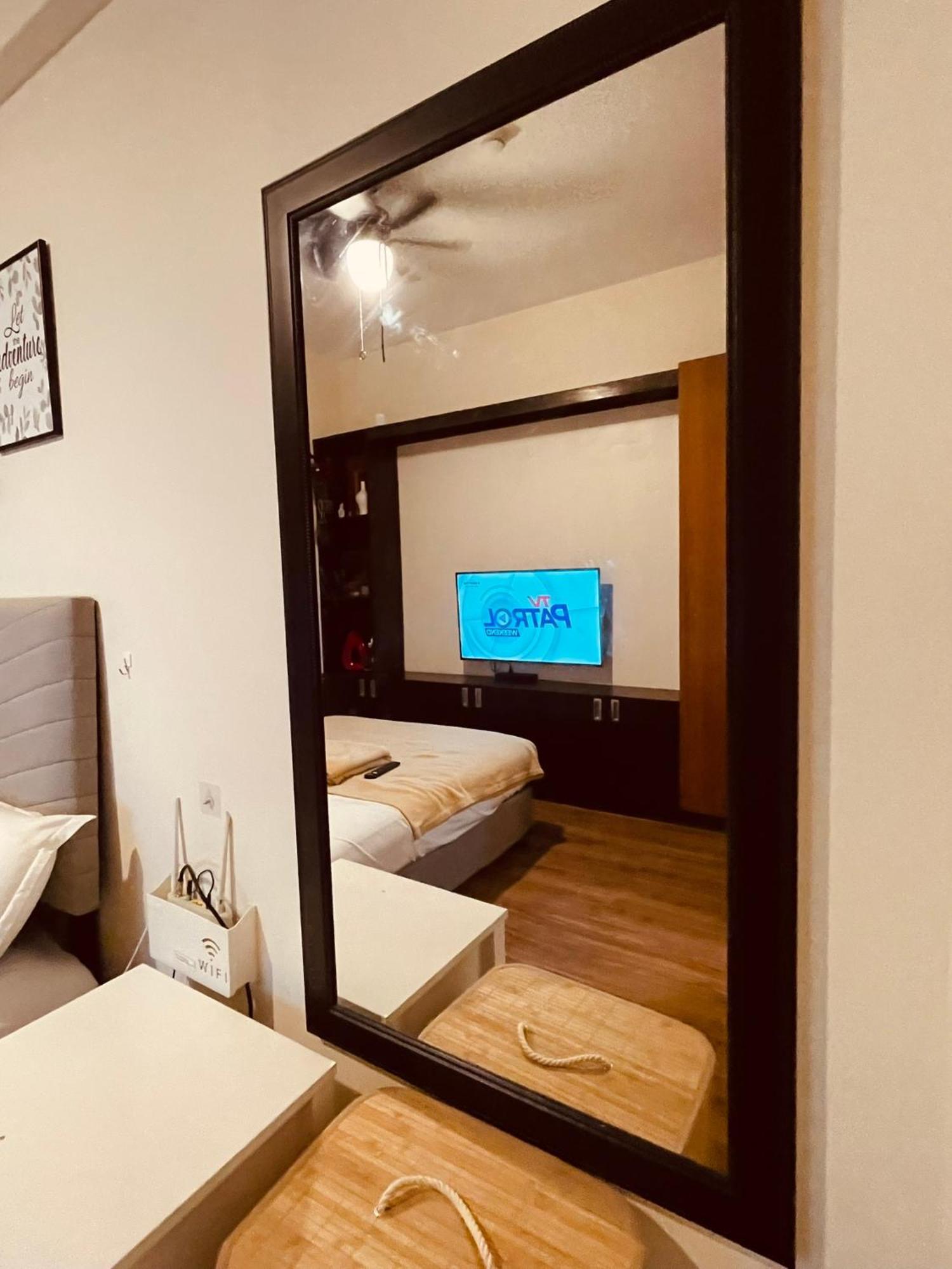 Near Johnhay Minesview Fast Wi-Fi Netflix Balcony Appartement Baguio City Buitenkant foto